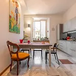La Casa Di Ross