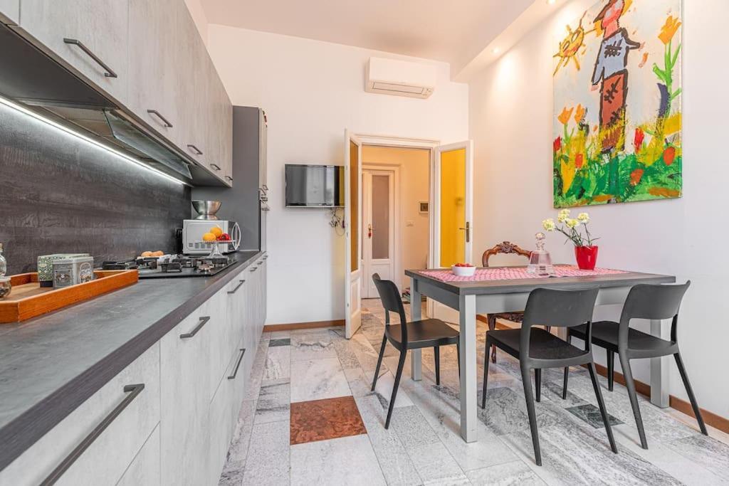La Casa Di Ross * Milan